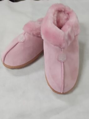 Pink Fuzzy Slip-On Slippers